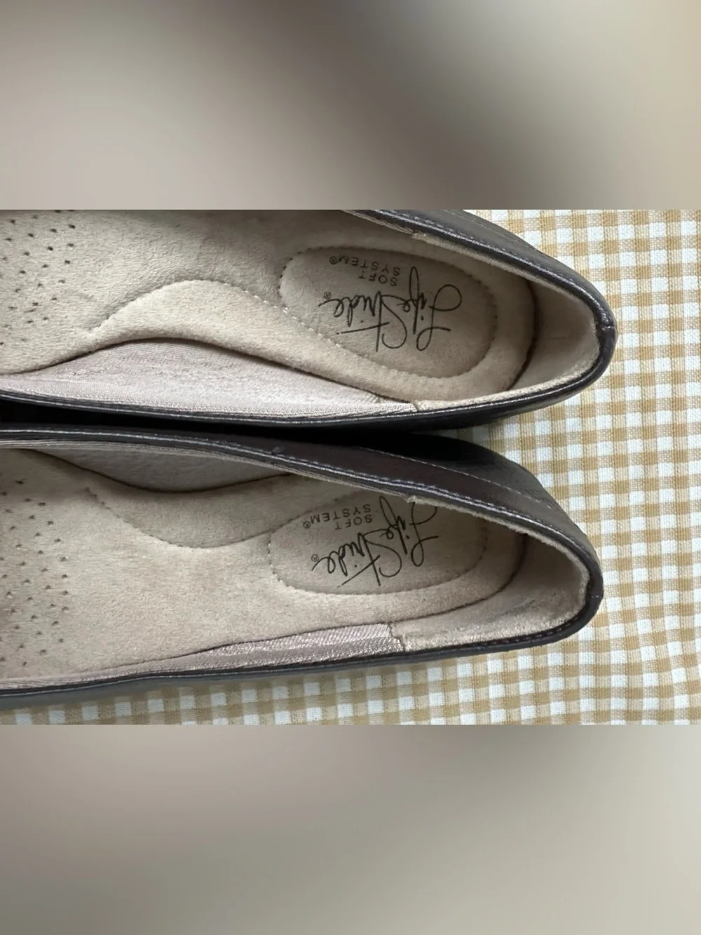 Brown Textured Cap-Toe Ballet Flats